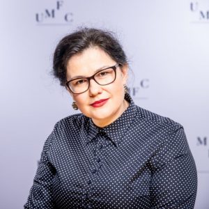 Portret przedstawiający dr hab. Agnieszkę Muszyńską-Andrejczyk, prof. UMFC